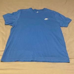 Nike T-shirt